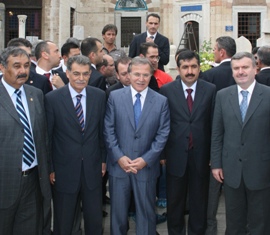TBMM Başkanı Şahin'den Vali Doğan'a mesaj