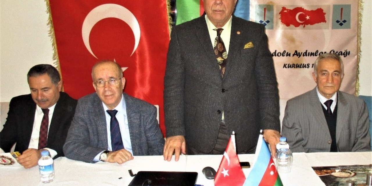 Prof. Öztek: “Karabağ zulmü ve soykırımı Azerbaycan’da olsun Türkiye’de olsun her Türk’ün kanayan yarasıdır”
