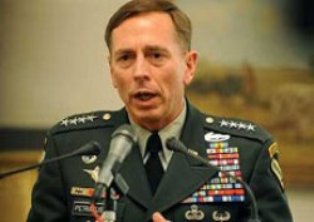 Çuvalcı general Türkler'e övgüler yağdırdı