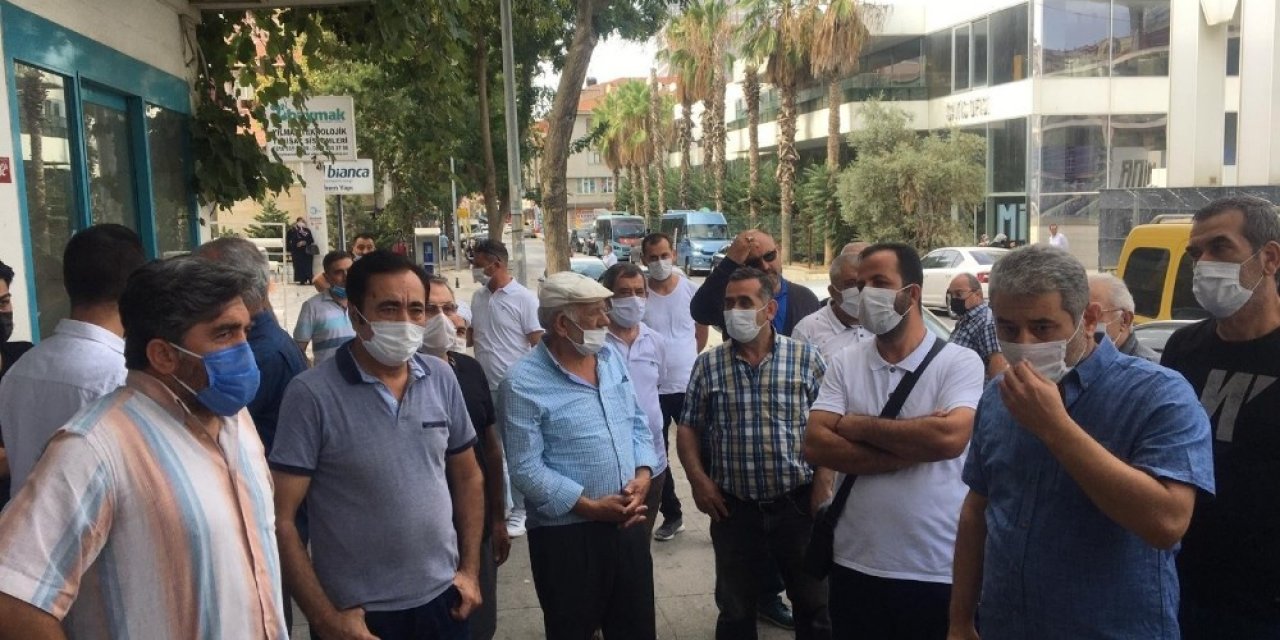 Fikirtepe’de Kentsel Dönüşüm mağdurları Mina Towers projesine tepki gösterdi
