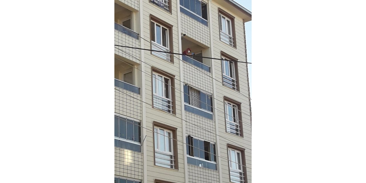 1.5 yaşındaki Ceylin Azra, 5. kattan düşerek yaşamını yitirdi