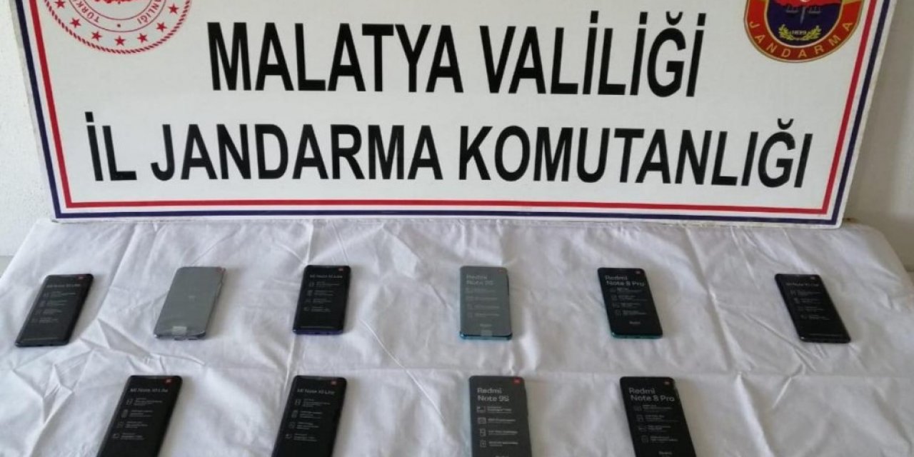 Yolcu otobüsüyle kaçakçılığa darbe