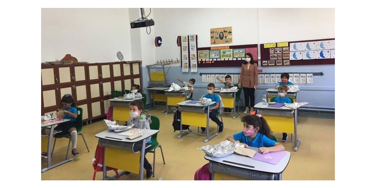 Bozcaada Kaymakamından okul ziyareti