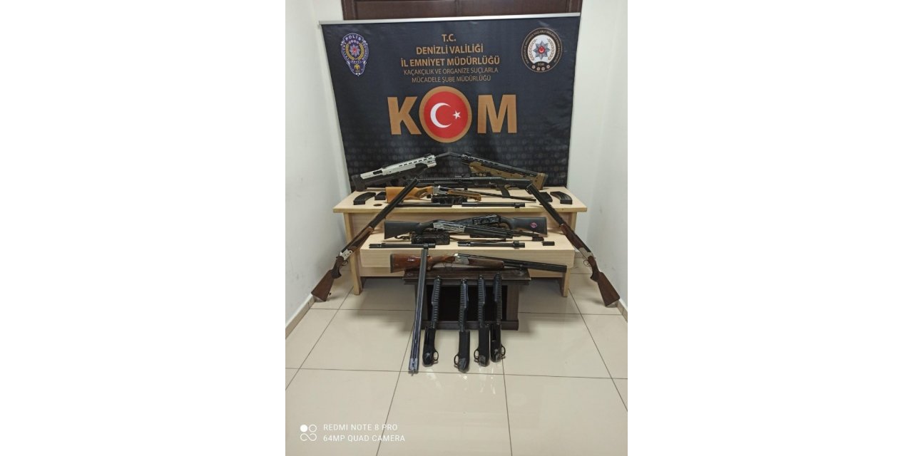 Silah kaçakçılarını KOM durdurdu