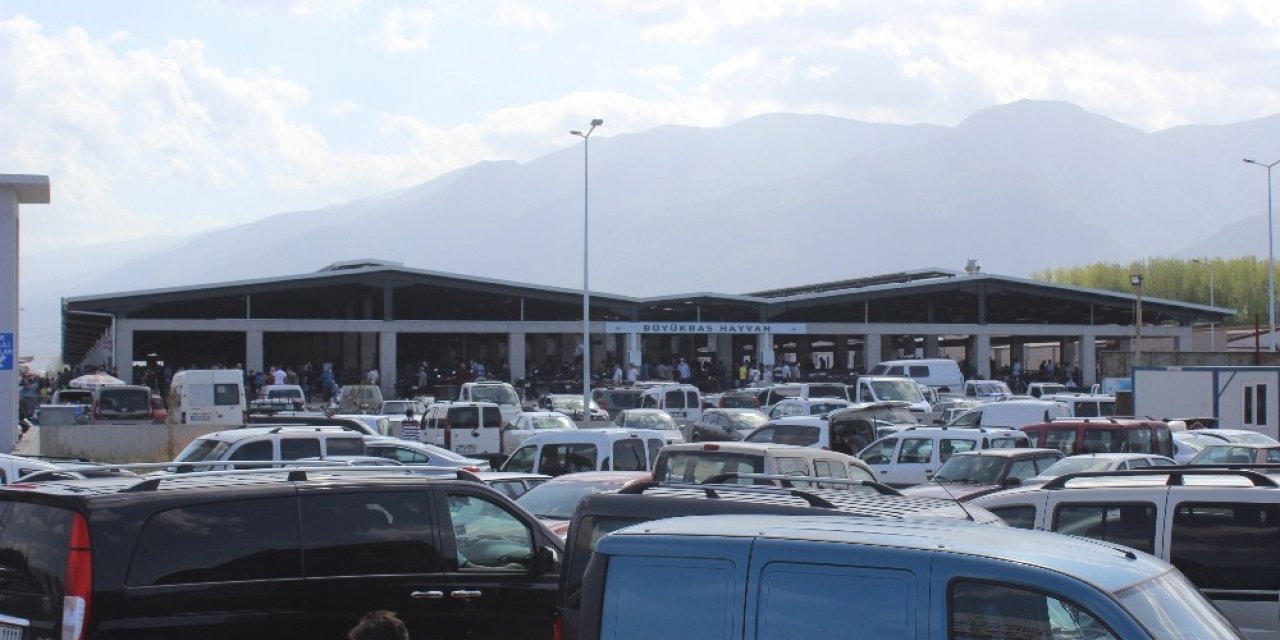 Pazar modern, satılanlar hurda