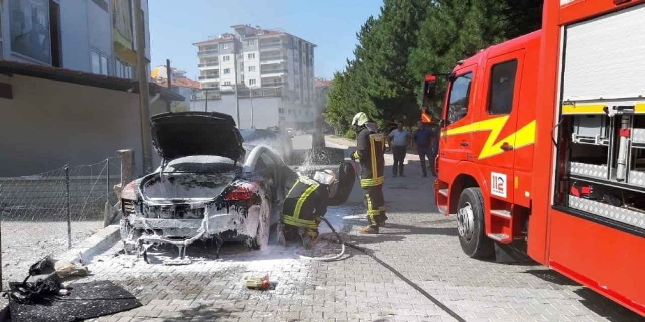 Araç yangınları arttı, uzmanlar düzenli bakım konusunda uyardı