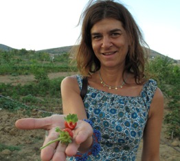 Zeynep Tunuslu Şükran Köyü'nde