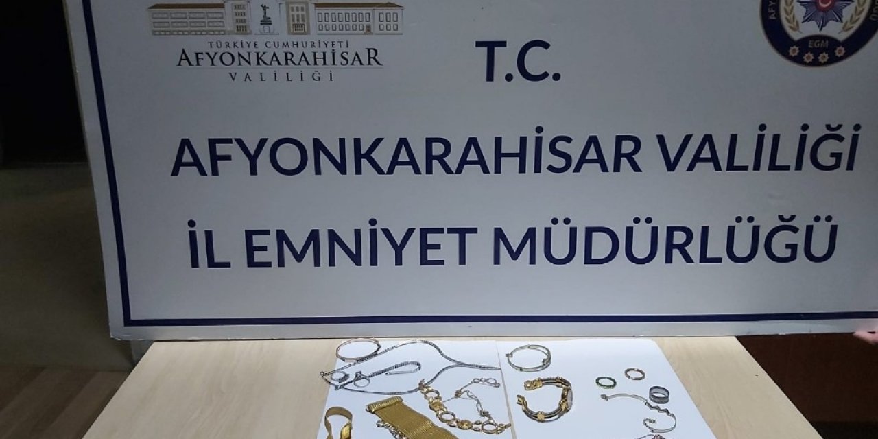 70 bin liralık ziynet eşyası çalan hırsızlar yakalandı