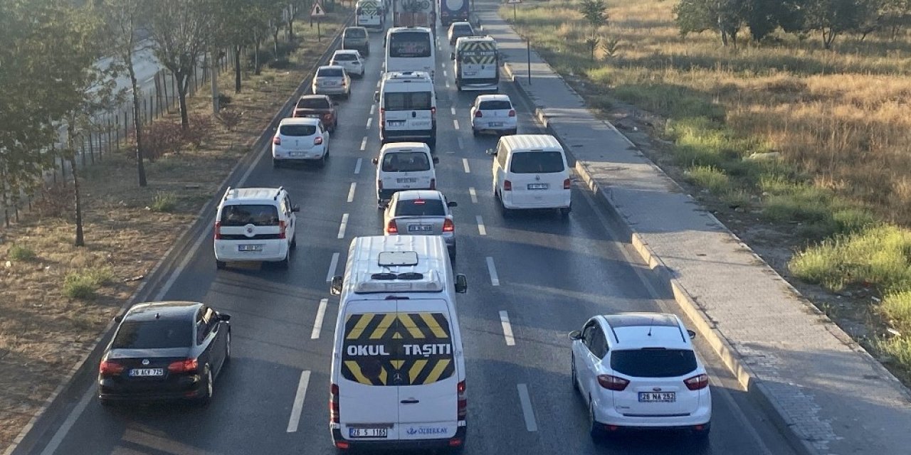 Eskişehir’de trafiğe kayıtlı araç sayısı 290 bin 642 oldu