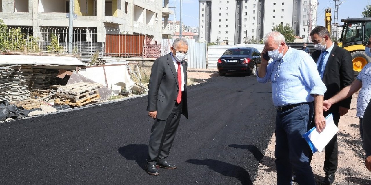 Başkan Büyükkılıç, Tapu Kadastro Bölge Müdürlüğü hizmet binası çevresindeki çalışmaları yerinde denetledi