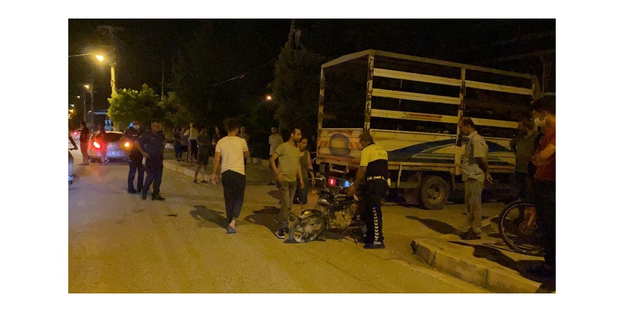 Samandağ’da pikap ile motosiklet çarpıştı: 1 yaralı