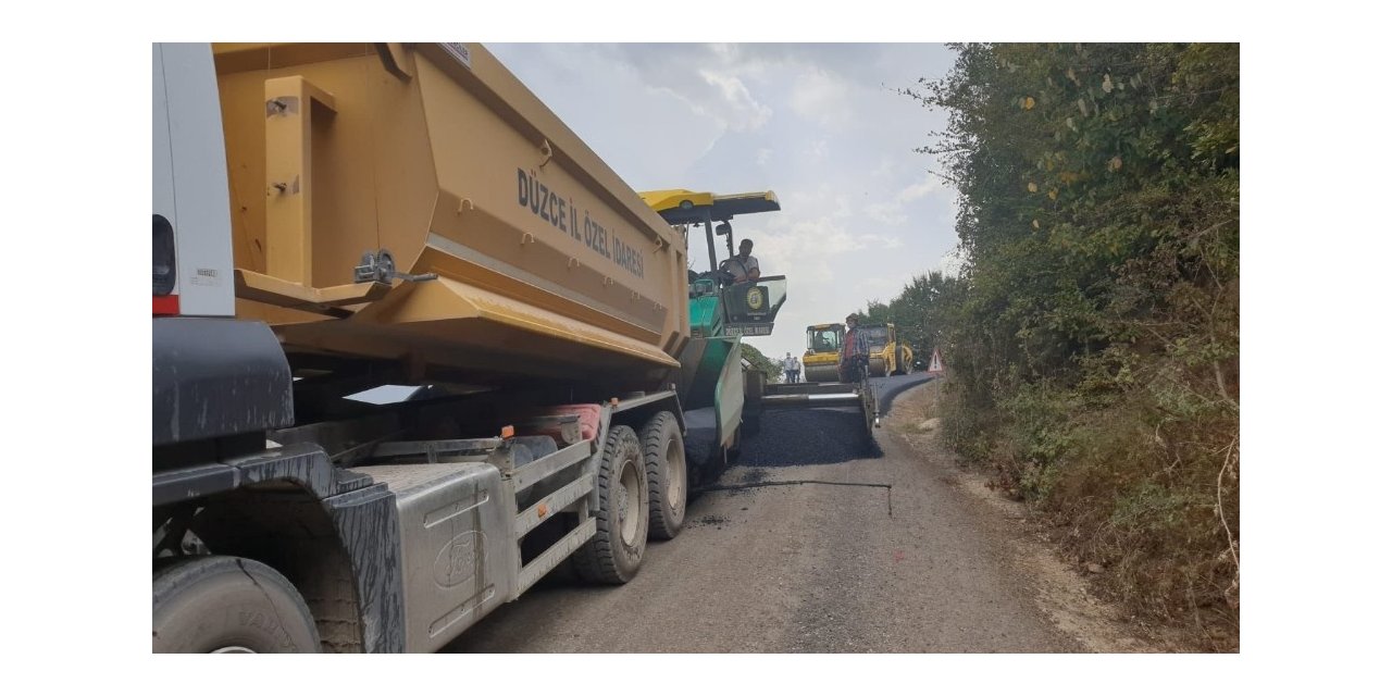Köylerde asfalt çalışmaları hızlandı