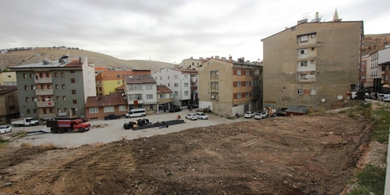 Veli Şaban Mahallesi Otoparkının yapımına başlandı