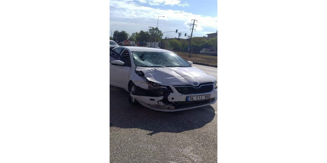 Düzce’de motosikletle otomobil çarpıştı: 1 ağır yaralı