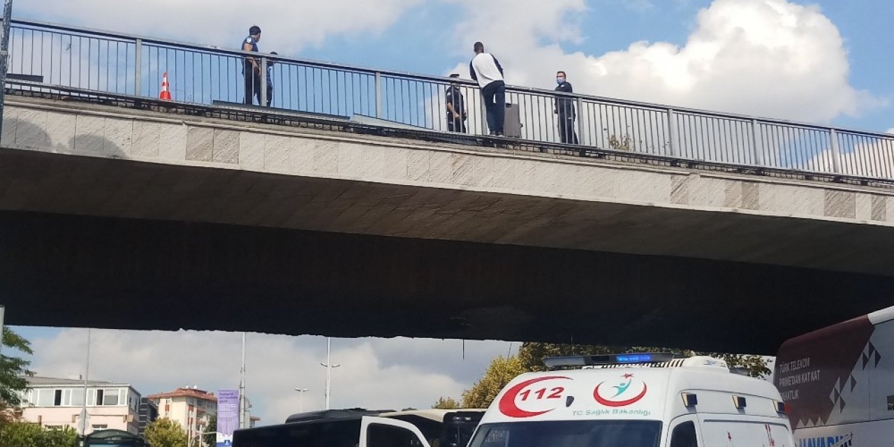 Beşiktaş’ta trafiği kilitleyen intihar girişimi