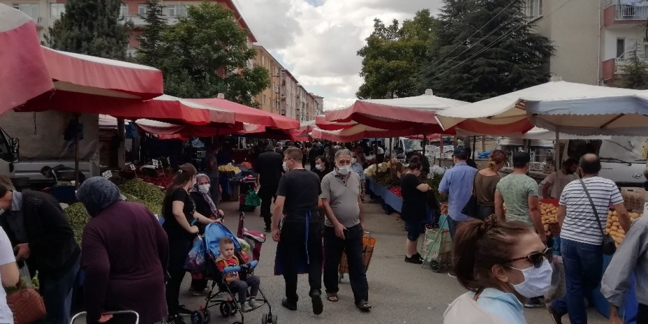 Sosyete pazarında tedbirlere uyan da var uymayan da