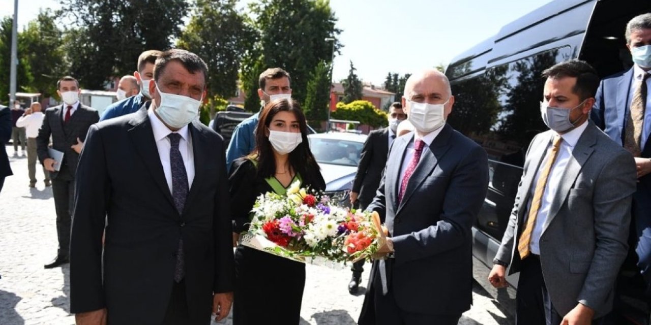 Bakan Karaismailoğlu, Malatya Büyükşehir Belediyesi’ni ziyaret etti