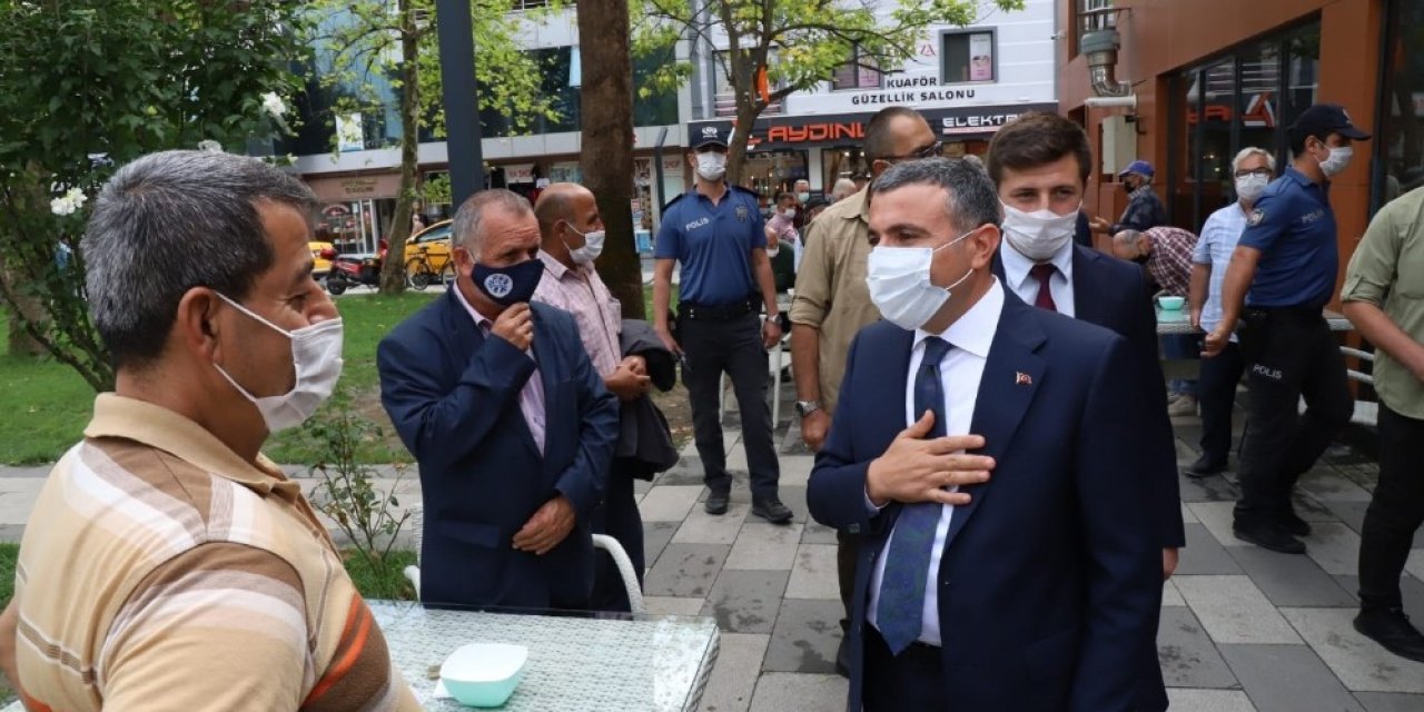 Vali Atay Gölyaka’da korona virüs denetimine çıktı