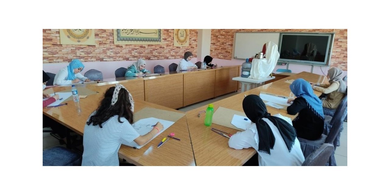 Anadolu İmam Hatip Liseleri Yetenek Sınavları tüm hızıyla devam ediyor