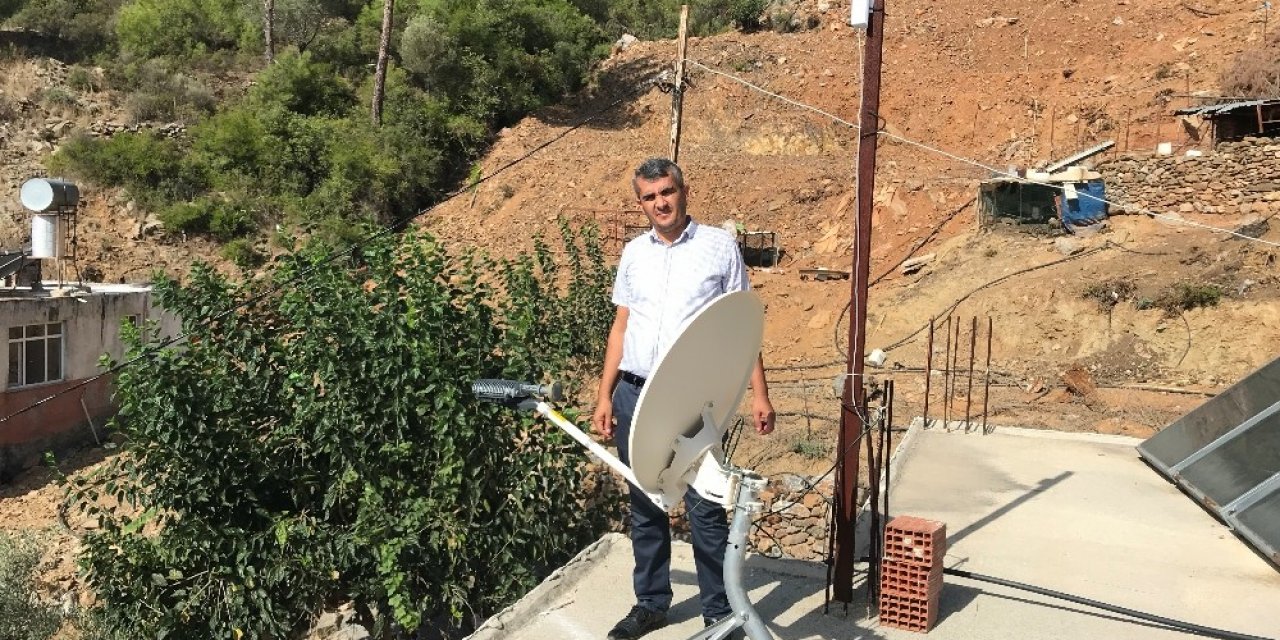 Mahallede internet yok diye şikayet etmedi, 20 bin liralık yatırımla uzaktan eğitimi yakına getirdi