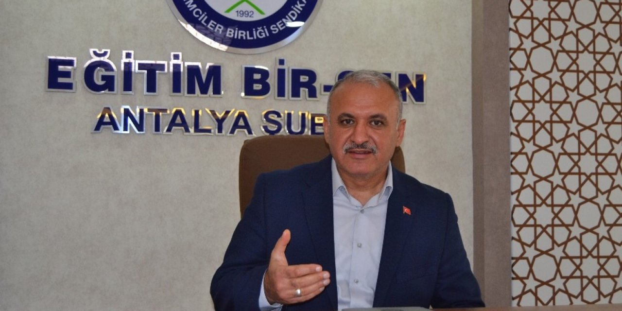 Eğitim Bir Sen Antalya Şubesi’nden Azerbaycan’a destek