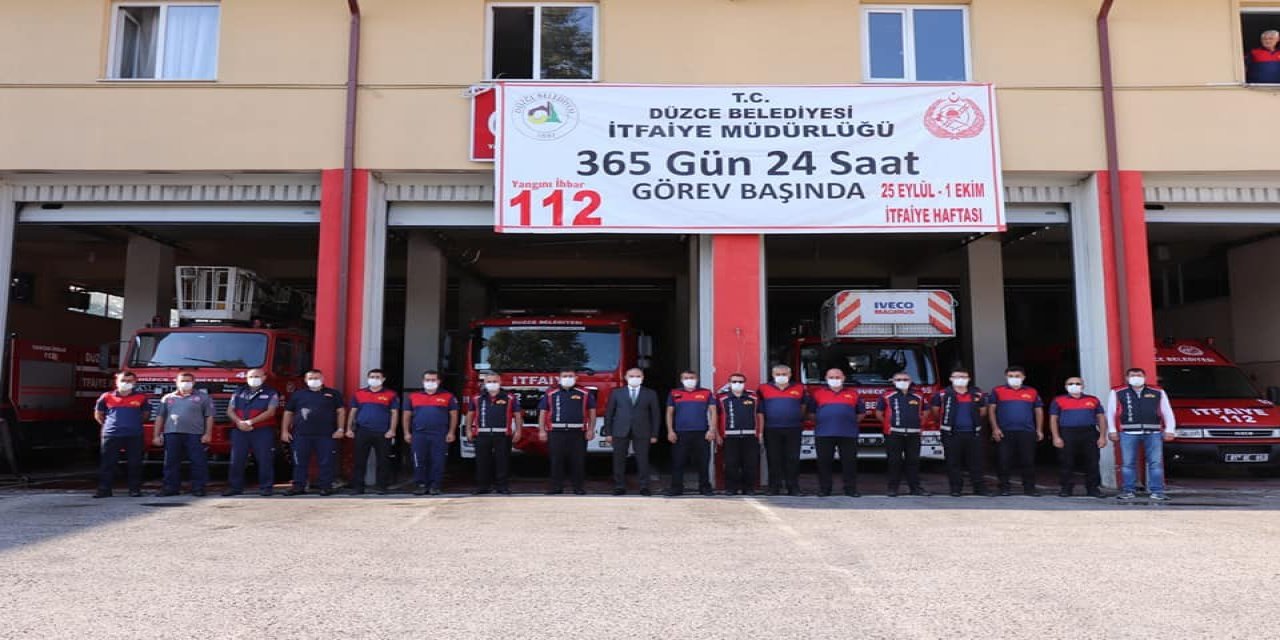 Başkan Özlü itfaiyecileri yalnız bırakmadı