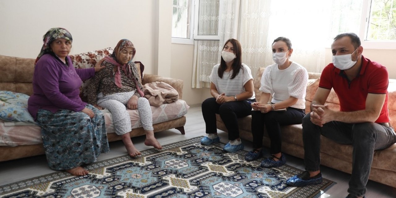 “Yaşlılar Günü”nde gönül aldılar