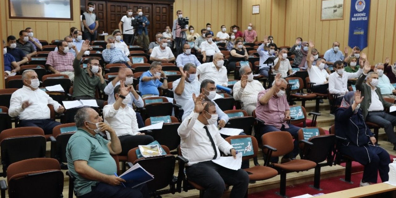 CHP ve HDP Meclis üyeleri, şehit isminin parka verilmesini reddetti