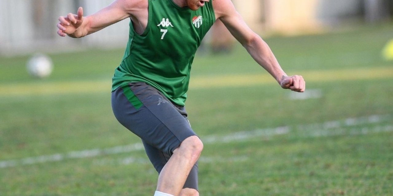 Bursasporlu futbolcu Burak Kapacak’a milli davet