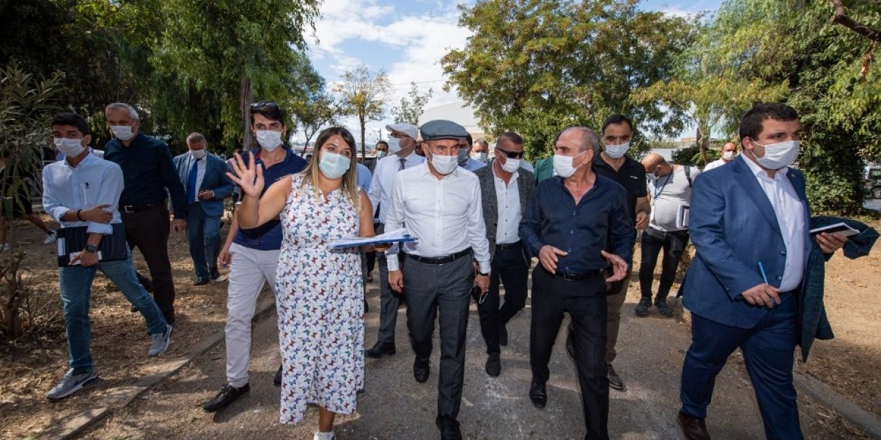 Başkan Soyer, Acil Çözüm ekipleriyle Buca’ydı