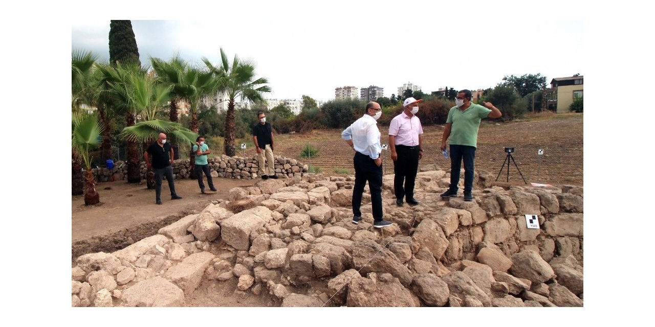 Rektör Çamsarı’dan Soli Pompeiopolis kazı alanında inceleme