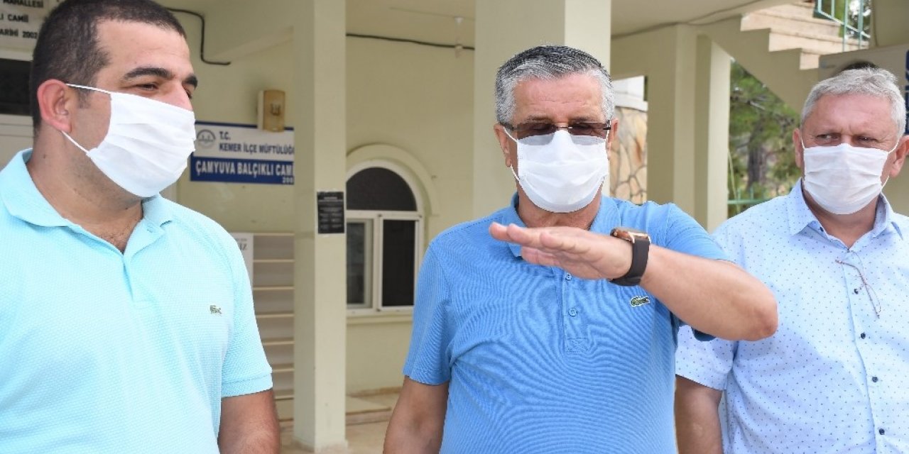 Kemer Belediyesi’nden Balçıklı Cami’ne bakım