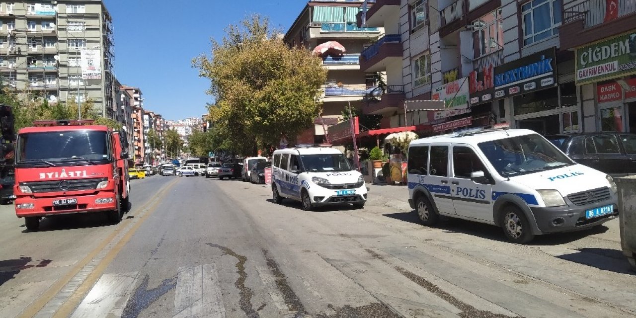 Başkent’te patlama sesleri korkuttu