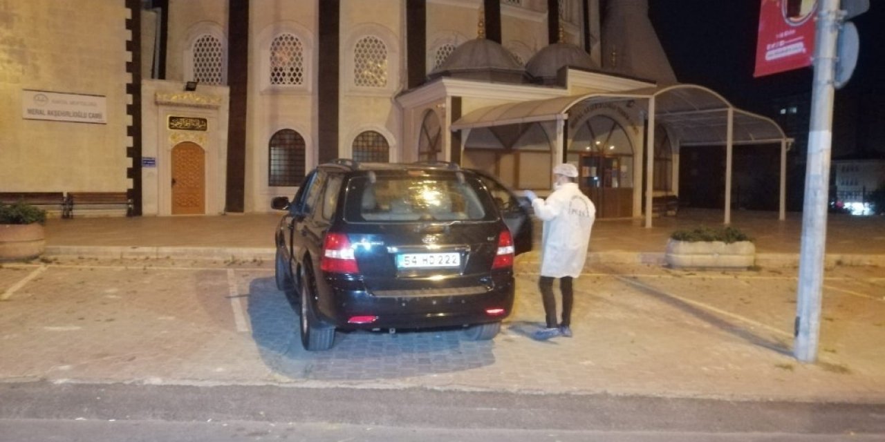 54 yaşındaki erkeğin cansız bedeni otomobilinde bulundu