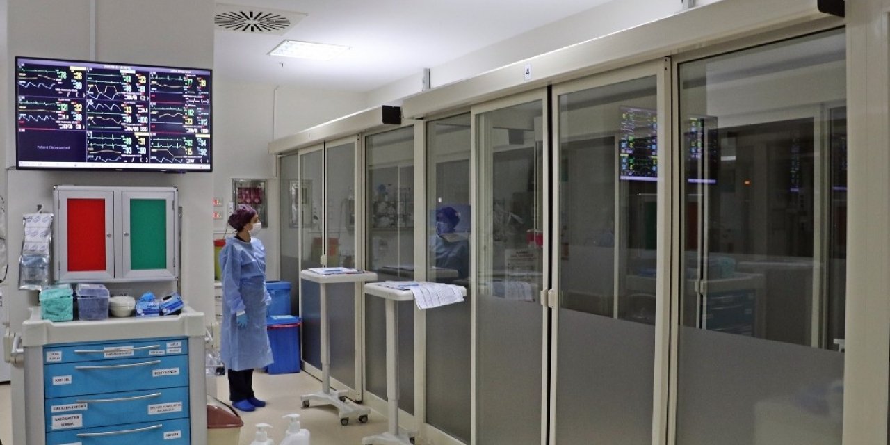 Covid-19 yoğun bakım ünitesinin ’Nefes’ ekranı