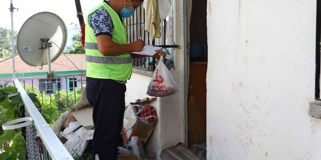 Bayraklı’da 2 bin 648 aileye gıda yardımı