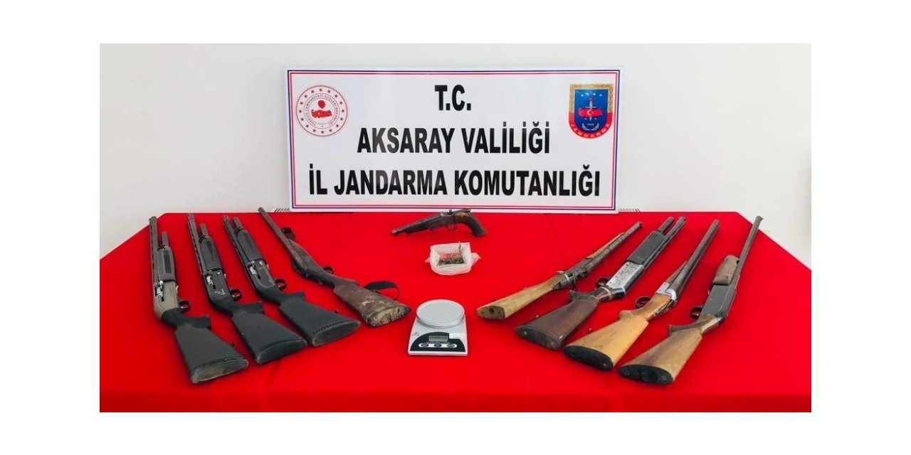Arama yapılan ev cephanelik gibi çıktı