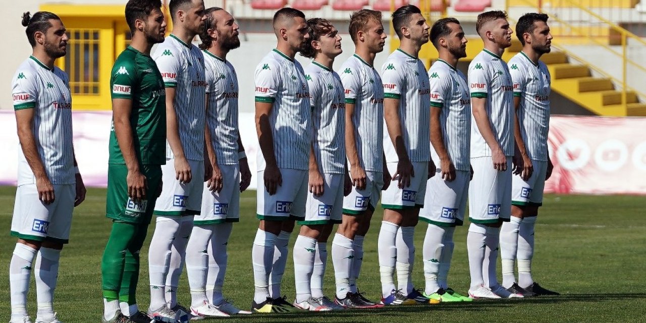 TFF 1. Lig: Tuzlaspor: 0 - Bursaspor: 3 (İlk yarı)