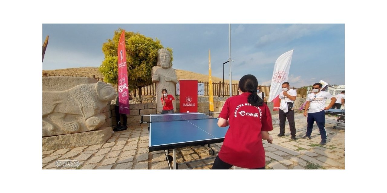 Hem spor yapıldı, hem tarih tanıtıldı