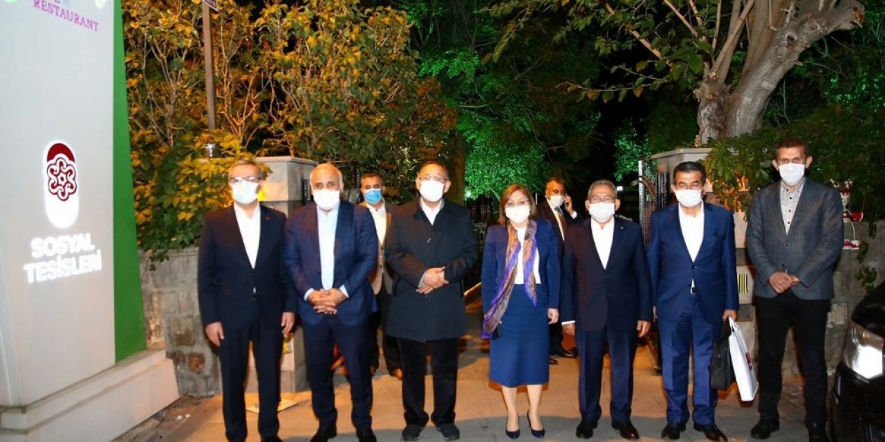 Başkan Büyükkılıç’tan ’Yerel Yönetimler’ zirvesi