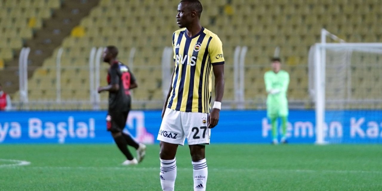 Thiam bekleneni veremiyor