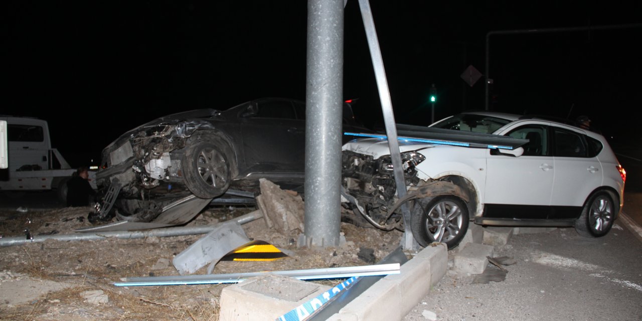 Burdur'da feci kaza! 5 yaralı