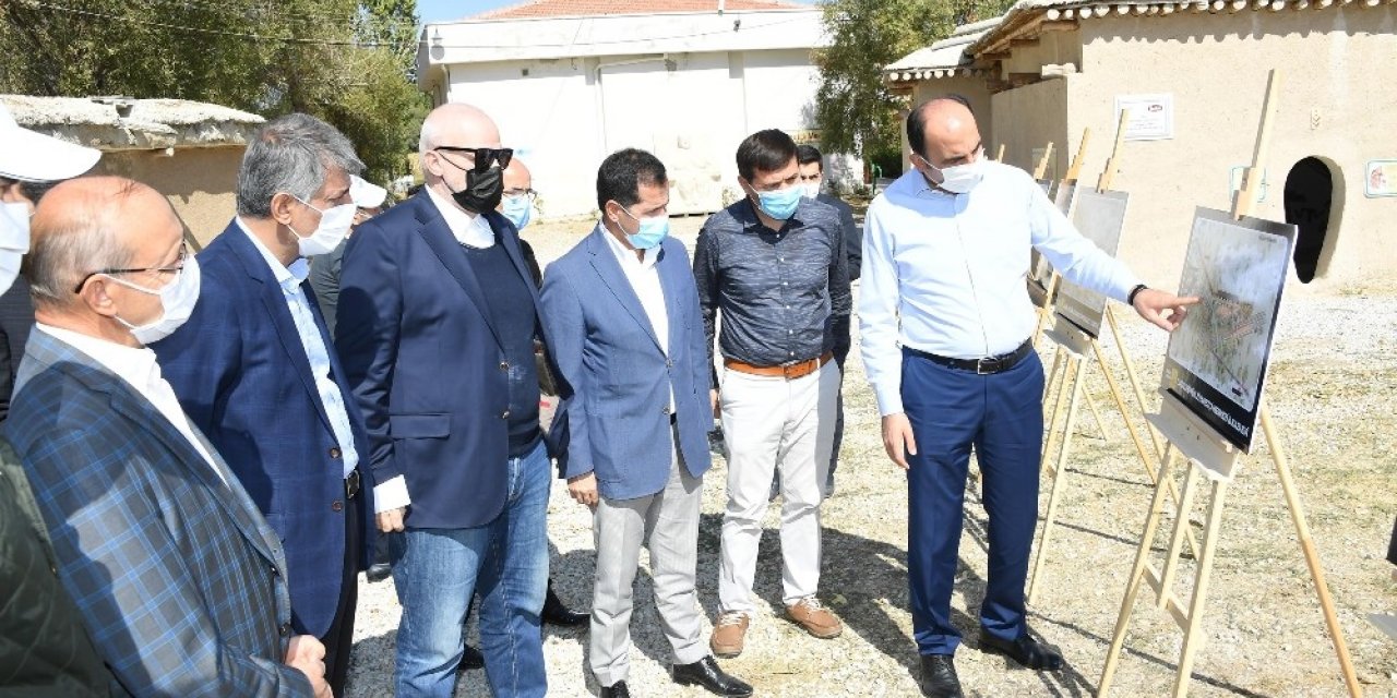 Kültür Bakan Yardımcısı Alpaslan Konya’nın tarihi alanlarını inceledi