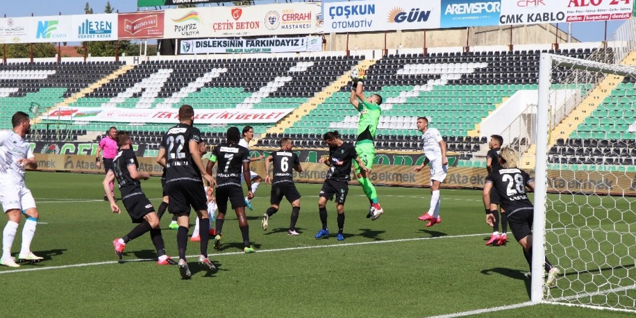 Süper Lig: Denizlispor: 0 - Konyaspor: 0 (Maç devam ediyor)