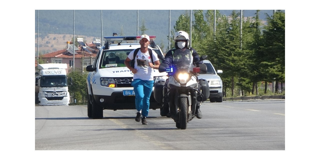 Akın Yeniceli, sokak hayvanları için 34 km koştu