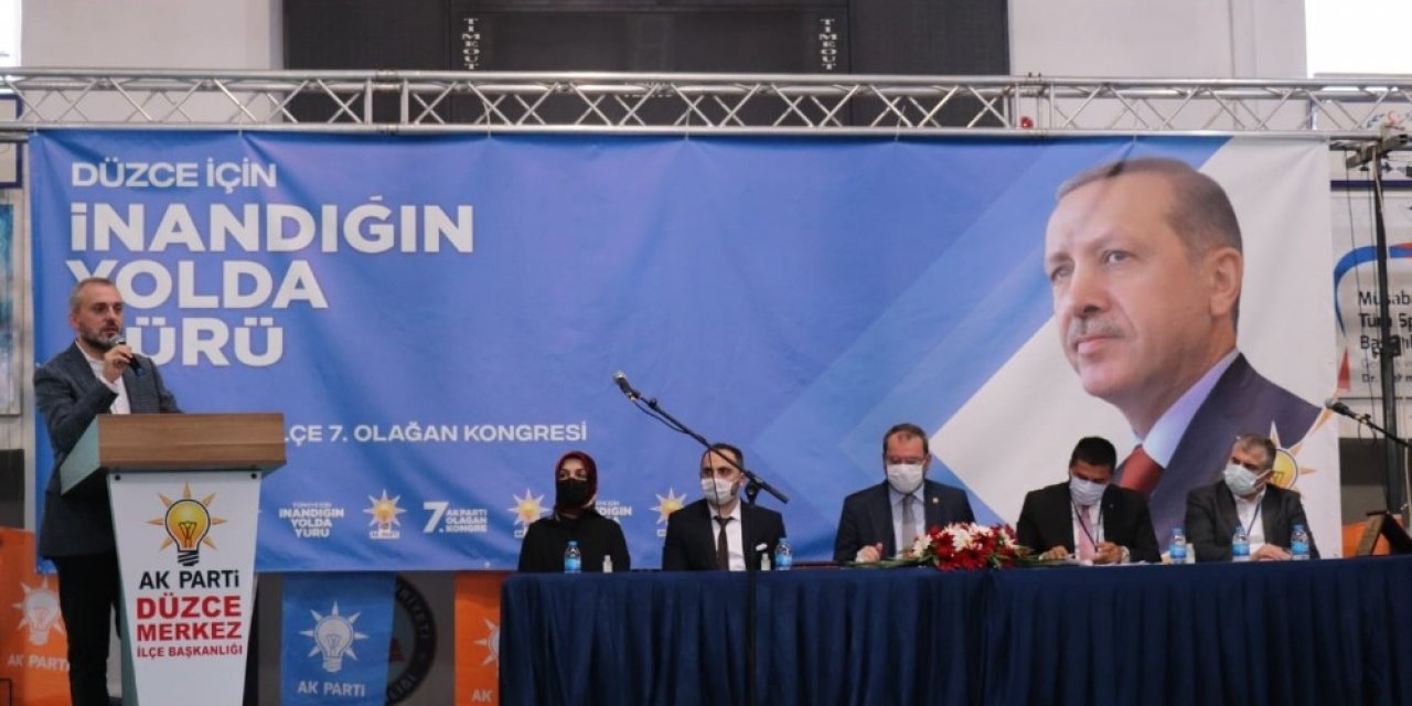 AK Parti Genel Başkan Yardımcısı Kandemir: “Türkiye’de uyku taklidi yapıp milletin duygularını görmeyen siyasetçiler var”