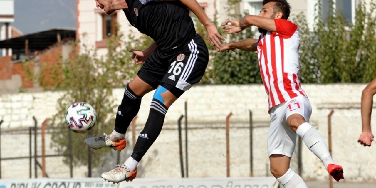 TFF 2. Lig: Turgutluspor: 2 - Pendikspor: 1