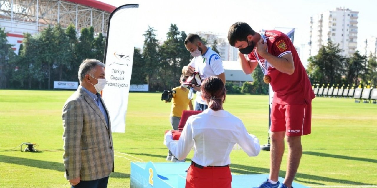 Antalya, pandemi döneminde ilk uluslararası okçuluk yarışmasını başarıyla tamamladı