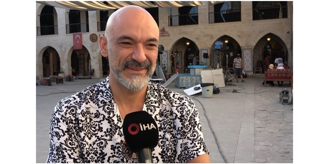 Rolleri başlarına bela oluyor