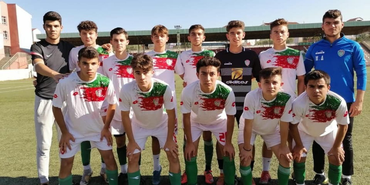 1308 Osmaneli Belediyespor U16:5 - Pamukovaspor U16: 2